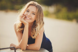 男を夢中にさせる！モテる女・小悪魔女子のテクニック7選